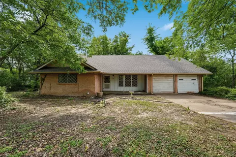 726 Gaywood Dr, Woodway, TX 76712