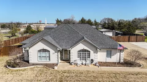 514 Preston Dr, Pottsboro, TX 75076