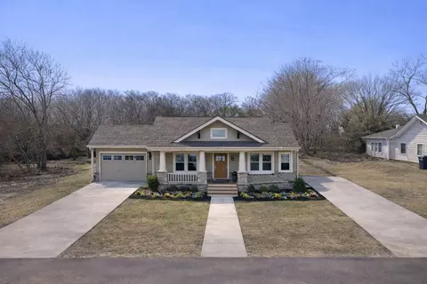 124 E 6th St, Lancaster, TX 75146 photo 3