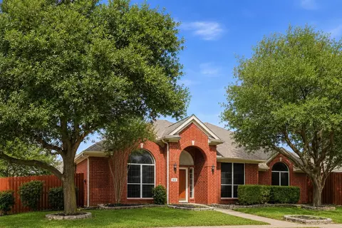 812 Patricia Dr, Allen, TX 75002