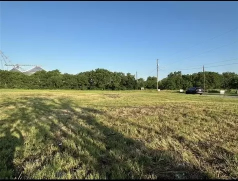 521 W Oak St, Gunter, TX 75058