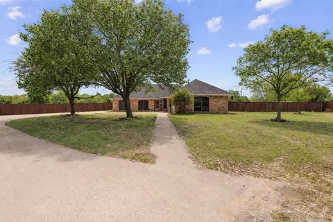 4200 Jennifer Ln, Crowley, TX 76036