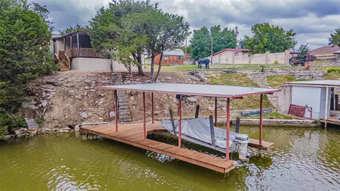 2717 Creek Dr, Granbury, TX 76048