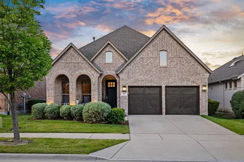 821 Sandbox Dr, Aubrey, TX 76227