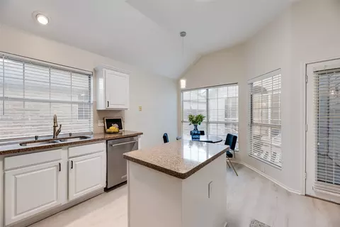 Kitchen - 336 Touchdown Dr, Irving, TX 75063 photo 1 of 3