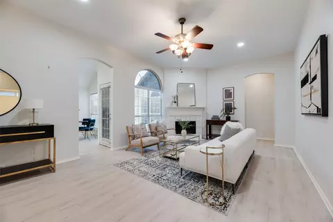 Living - 336 Touchdown Dr, Irving, TX 75063 photo 1 of 3