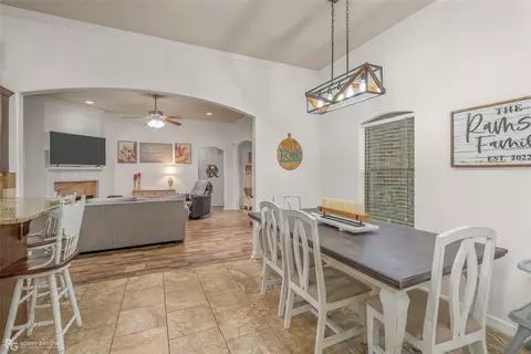 Dining - 161 Bent Tree Loop, Haughton, LA 71037 photo 2 of 2