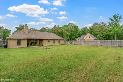 Exterior - 161 Bent Tree Loop, Haughton, LA 71037 photo 5 of 8