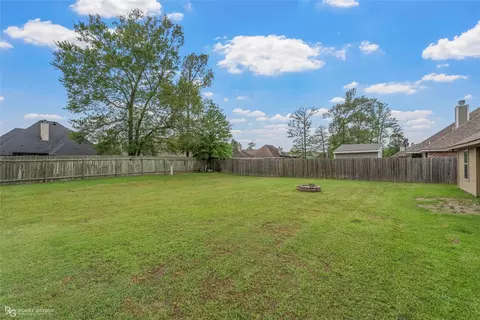 Exterior - 161 Bent Tree Loop, Haughton, LA 71037 photo 7 of 8