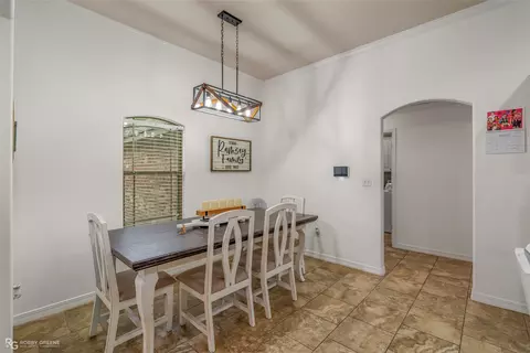Dining - 161 Bent Tree Loop, Haughton, LA 71037 photo 1 of 2