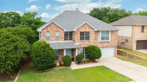 3709 Saint Johns Dr, Denton, TX 76210