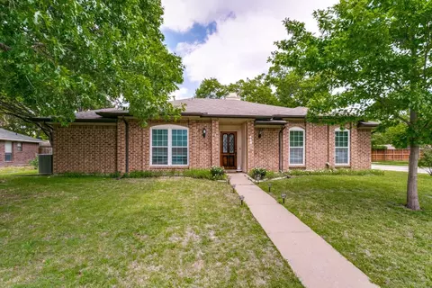 410 Cozby Ave, Coppell, TX 75019