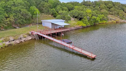 722 Storey Rd, Nocona, TX 76255