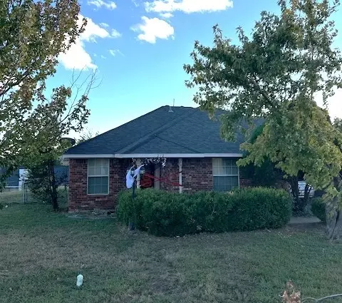 212 Ridgetop Ct, Blue Ridge, TX 75424