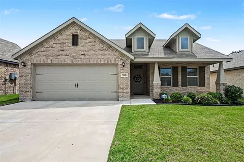5808 Brookville Dr, Fort Worth, TX 76179