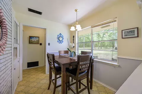 Dining - 1113 W Will White Rd, Kemp, TX 75143 photo 1 of 1