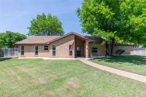 40 Carriage Rd, Abilene, TX 79605