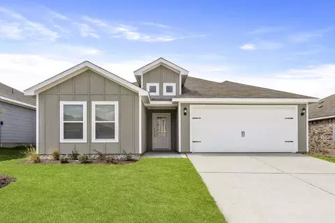920 Burlington Ave, Fort Worth, TX 76108