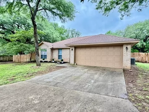 7 S Bobcat Ct, Morgans Point Resort, TX 76513