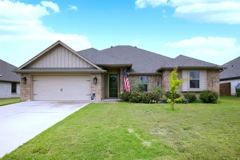 211 Rees Ave, Godley, TX 76044