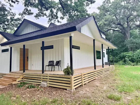 Exterior - 250 Skyview, Point, TX 75472 photo 3 of 6