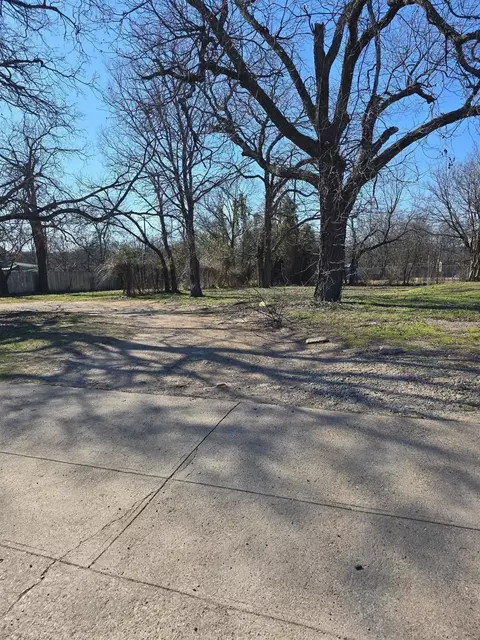 2115 S Denley Dr, Dallas, TX 75216