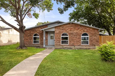 4824 Wheeler Dr, The Colony, TX 75056