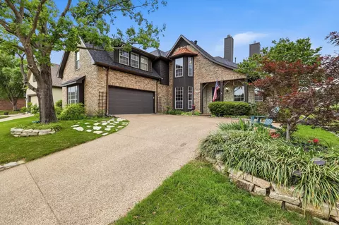 919 Kingwood Cir, Highland Village, TX 75077
