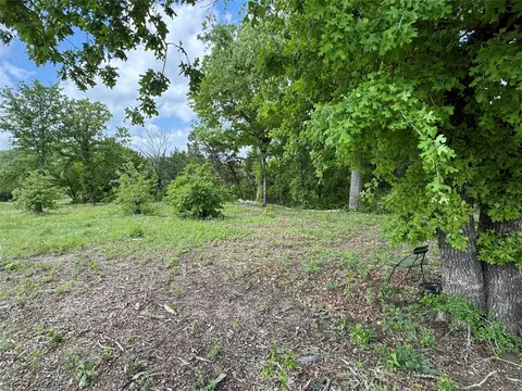 1017 Cedar Hill Dr, Nemo, TX 76070