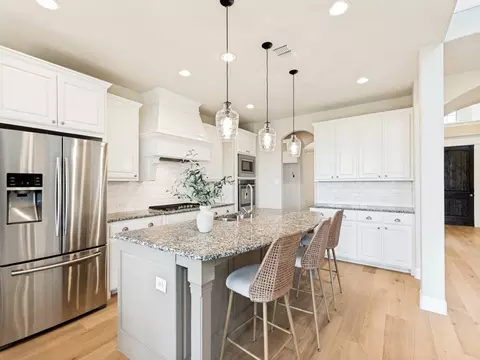 4241 Waterstone Estates Dr, Mckinney, TX 75071
