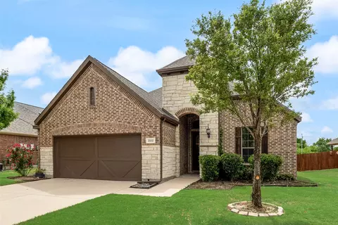 2112 Benjamin Creek Dr, Little Elm, TX 75068