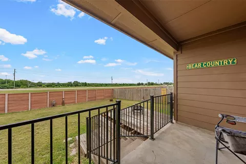 Exterior - 3200 Skinner Dr, Lorena, TX 76655 photo 4 of 7