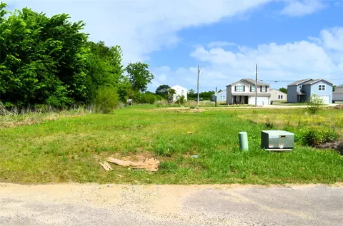 314 Rike Rd, Mabank, TX 75147