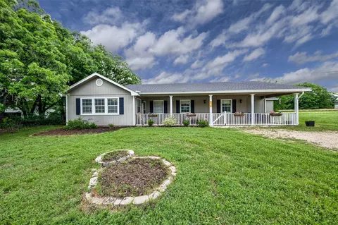 514 Gilliland Rd, Springtown, TX 76082