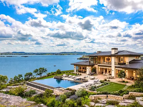 909 Clearwater Pt, Possum Kingdom Lake, TX 76449