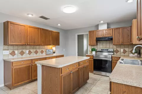 Kitchen - 601 Amy Way, Euless, TX 76039 photo 1 of 4