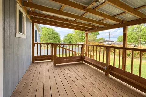 Exterior - 400 Comanche, Quitman, TX 75783 photo 7 of 10