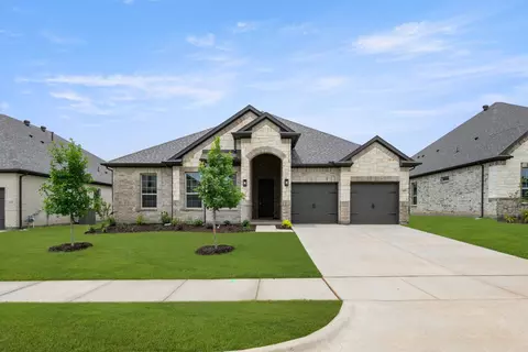 409 Daybreak Dr, Waxahachie, TX 75167