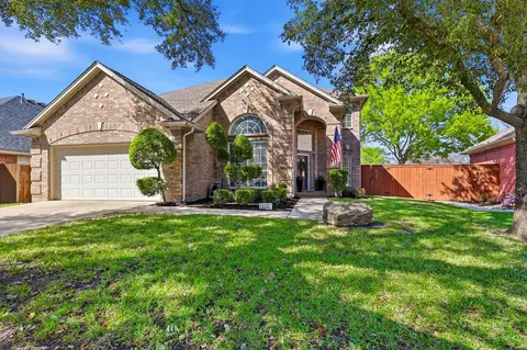 2215 Graystone Ct, Keller, TX 76248