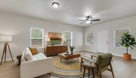 Living - 711 S 3rd Ave E, Dawson, TX 76639 photo 1 of 4