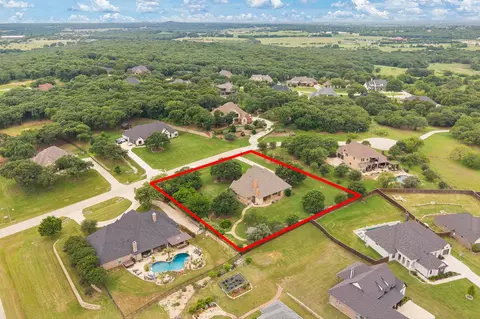 608 Elm Hill Blvd, Burleson, TX 76028