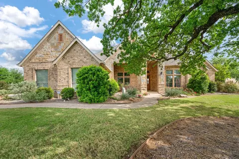 608 Elm Hill Blvd, Burleson, TX 76028