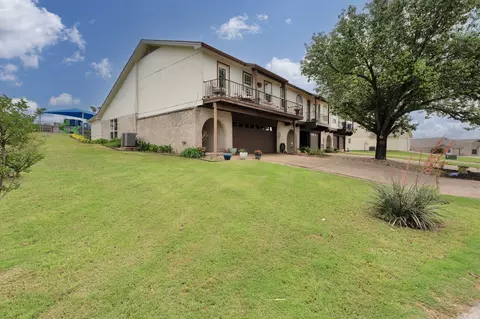 4507 Overlook Ct, Granbury, TX 76049
