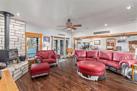 Living - 6500 Fm 586 # A, Bangs, TX 76823 photo 1 of 3
