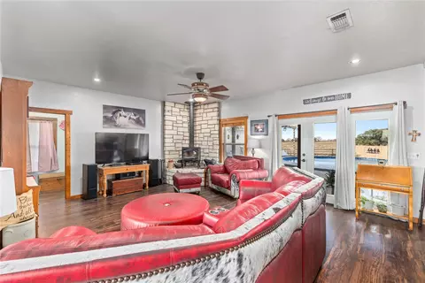 Living - 6500 Fm 586 # A, Bangs, TX 76823 photo 2 of 3