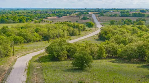 18 North State Avenue, Stephenville, TX 76401