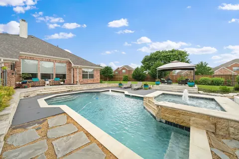 9420 Stonewood Dr, Mckinney, TX 75072