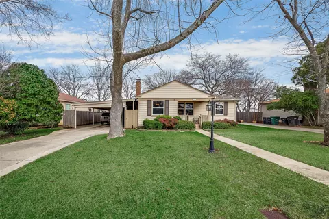 2517 Littlepage St, Fort Worth, TX 76107
