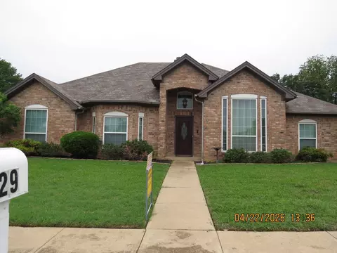 7129 Starnes Rd, North Richland Hills, TX 76182