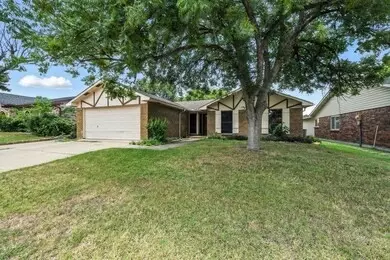 4317 Campion Ln, Fort Worth, TX 76137